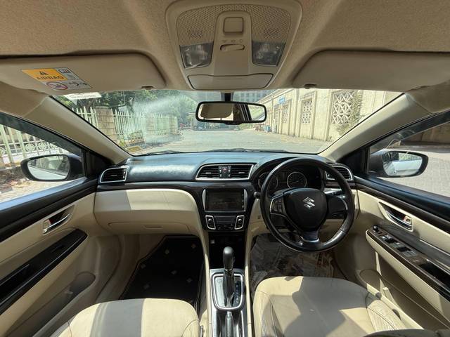 https://images10.gaadi.com/usedcar_image/4515845/original/processed_baa49732-fa24-4628-9120-73079054b01e.jpg?imwidth=6400