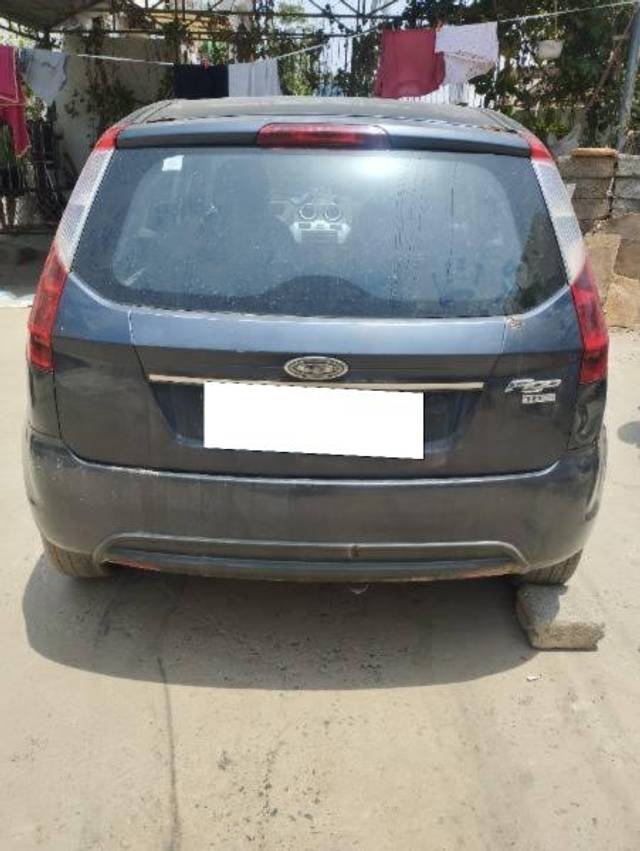 https://images10.gaadi.com/usedcar_image/4515869/original/processed_191c458e-90fa-43b4-9eb8-c8d813faccbd.jpg?imwidth=6401