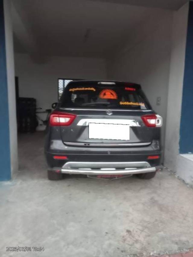 https://images10.gaadi.com/usedcar_image/4515892/original/processed_4a828bfa-2194-496e-b859-814ec292e5a0.jpg?imwidth=6401