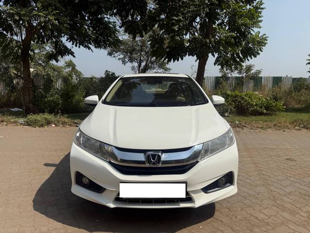 https://images10.gaadi.com/usedcar_image/4515894/original/processed_16ab8f94-13d6-46d8-b98c-5a4d1867088e.jpg?imwidth=6400