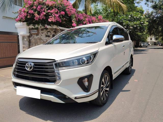 https://images10.gaadi.com/usedcar_image/4515898/original/processed_444f9dc3c7982297a2248a347983ddd7.jpg?imwidth=6400