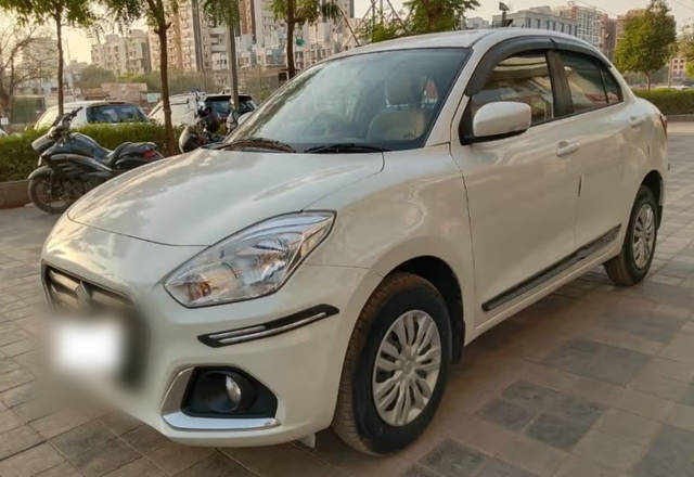 https://images10.gaadi.com/usedcar_image/4515946/original/c68b93c9-e395-421e-8c10-1019ebcd4cf0.?imwidth=6400