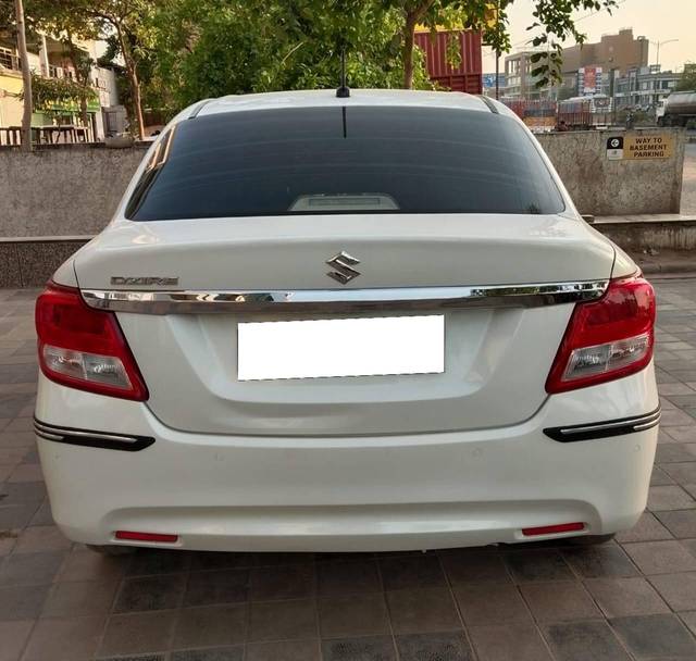 https://images10.gaadi.com/usedcar_image/4515948/original/processed_2d3f7552-4980-4df4-8cb0-f7cb9bc23ee9.jpg?imwidth=6401