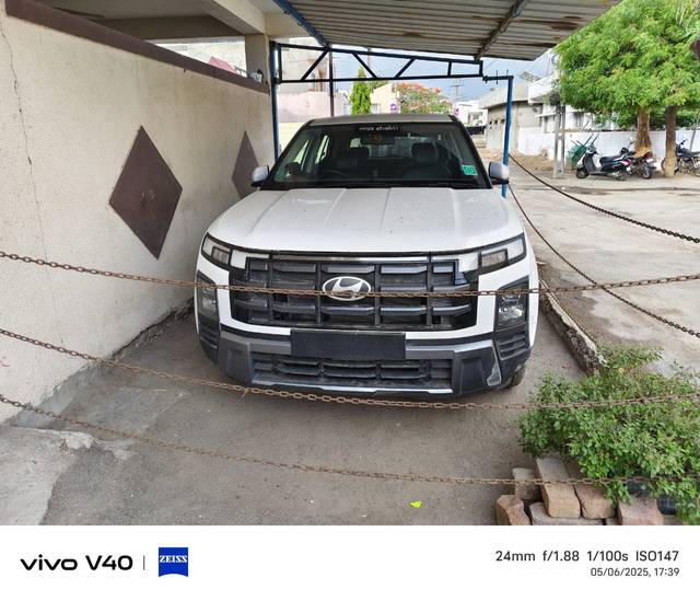 https://images10.gaadi.com/usedcar_image/4515977/original/bdc79572-c438-41f2-bdff-6845078de38d.jpg?imwidth=6400