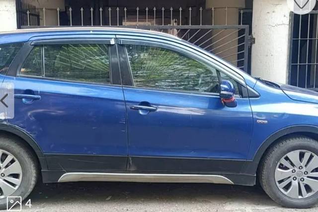 https://images10.gaadi.com/usedcar_image/4516020/original/processed_446418b8-697d-4d8c-a65d-812d83b4e3b8.jpg?imwidth=6401