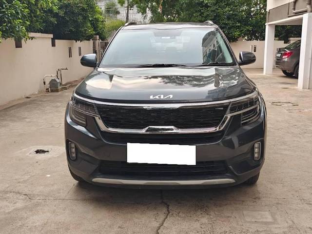 https://images10.gaadi.com/usedcar_image/4516056/original/processed_fe17c656-f638-4fd4-ba25-ba84a3f23354.jpg?imwidth=6400