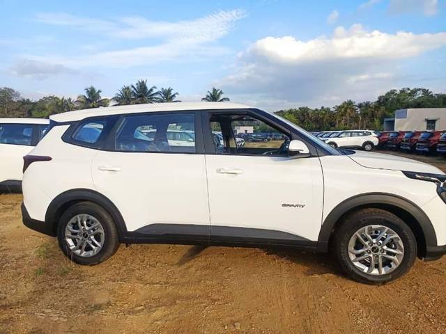 https://images10.gaadi.com/usedcar_image/4516057/original/processed_346bd853-00a0-42bf-b152-ea6e0dae3e01.jpg?imwidth=6401