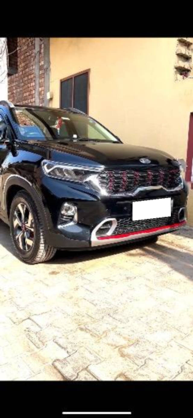 https://images10.gaadi.com/usedcar_image/4516119/original/processed_b95e9225-7835-4e9d-ac19-98a92345c810.png?imwidth=6400