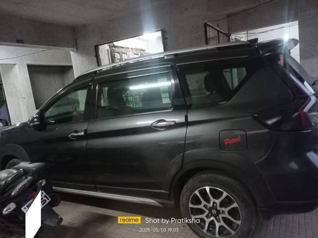 https://images10.gaadi.com/usedcar_image/4516137/original/processed_1b9fed13-b0da-42bf-a851-e784aa9f99d2.jpeg?imwidth=6401