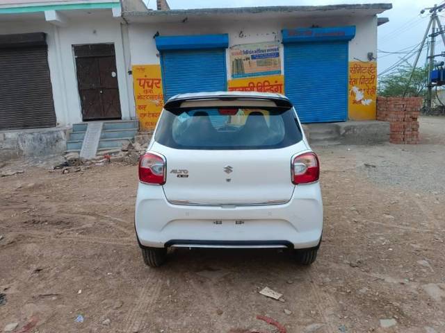 https://images10.gaadi.com/usedcar_image/4516154/original/processed_7d3df672-b1e3-4e4c-96de-bb5c9898b6b8.jpg?imwidth=6401
