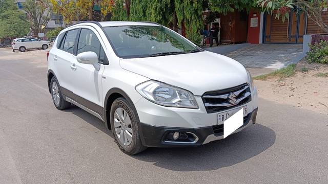 https://images10.gaadi.com/usedcar_image/4516156/original/processed_dc10a5961068534471fd4e8a7ec2fe48.jpg?imwidth=6400