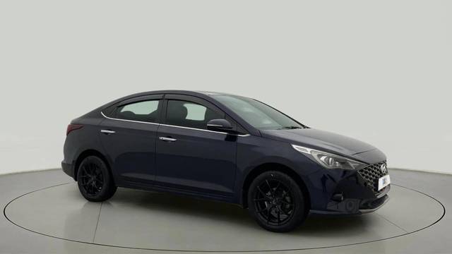 https://images10.gaadi.com/usedcar_image/4516171/original/2cc7eea95dc57aa0497eaa0d9e42e901.jpg?imwidth=6400