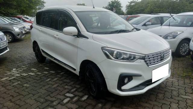 https://images10.gaadi.com/usedcar_image/4516173/original/processed_0e030a06ee64f99c6abdeb1786e12a31.jpg?imwidth=6400