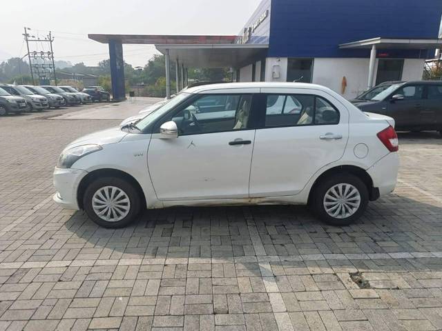 https://images10.gaadi.com/usedcar_image/4516175/original/processed_00fd1e1223da5fc9c0f37726180dc9e7.jpg?imwidth=6402
