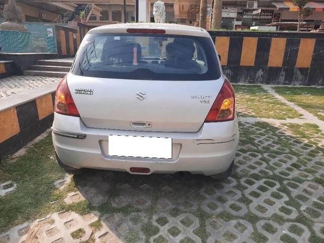 https://images10.gaadi.com/usedcar_image/4516178/original/processed_7d77739b-d7d9-4635-a330-74c8e6c08d14.jpg?imwidth=6402