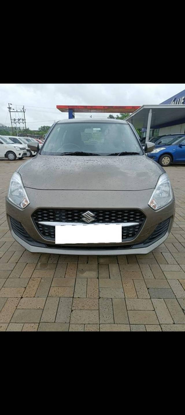 https://images10.gaadi.com/usedcar_image/4516179/original/processed_c68ec0061a1f4603726f6f2be8862a55.jpg?imwidth=6402
