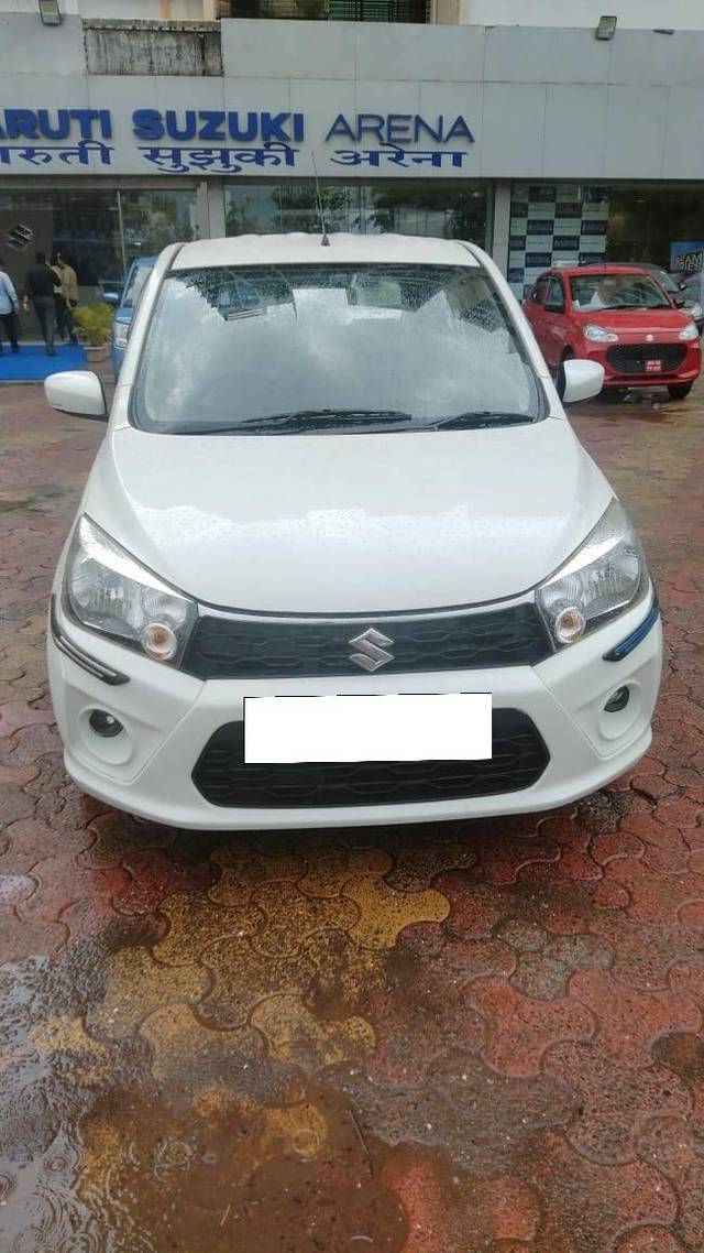 https://images10.gaadi.com/usedcar_image/4516188/original/processed_10577e3a8fdc26620f8684bf0df5d7d7.jpg?imwidth=6402