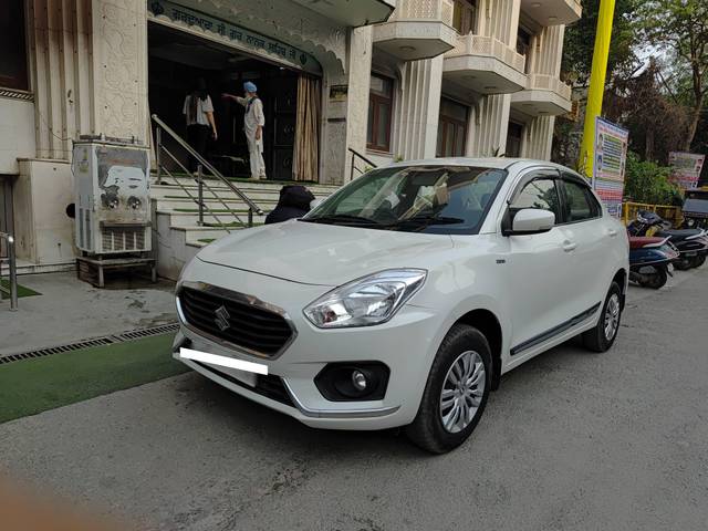 https://images10.gaadi.com/usedcar_image/4516189/original/processed_c3e00dc700b06399943b252d3617ad07.jpg?imwidth=6402