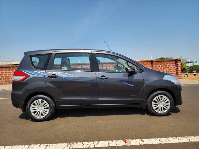 https://images10.gaadi.com/usedcar_image/4516195/original/processed_3d8592c2e2134812f1cce5f8d7bbaa23.jpg?imwidth=6401