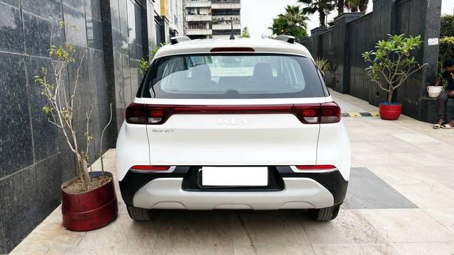 https://images10.gaadi.com/usedcar_image/4516223/original/processed_c574203cb96afe13afcef36438d0db4e.jpg?imwidth=6402