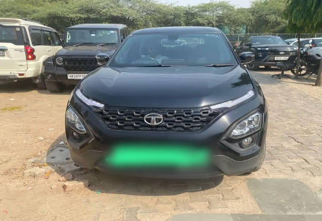 https://images10.gaadi.com/usedcar_image/4516230/original/7f5c6826-62b9-4d53-b63d-f429cef75b02.?imwidth=6402