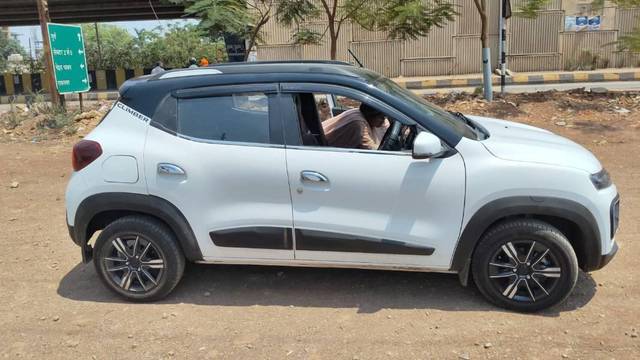 https://images10.gaadi.com/usedcar_image/4516238/original/processed_00a1ca03-40c3-4fdb-85a5-a77cea988ca8.jpg?imwidth=6400