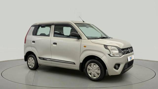 https://images10.gaadi.com/usedcar_image/4516242/original/0d5bfc0bedc8144a0bc83985b5adbb27.jpg?imwidth=6400