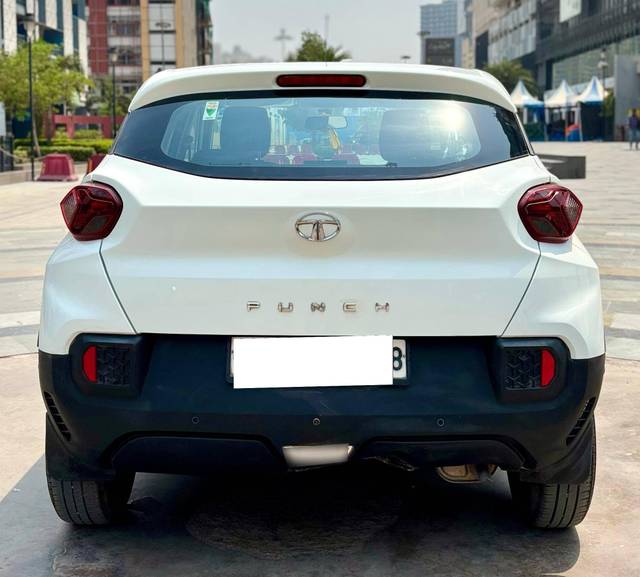 https://images10.gaadi.com/usedcar_image/4516248/original/processed_aa475d8884f0b20fffc965e8c8af163b.jpg?imwidth=6402