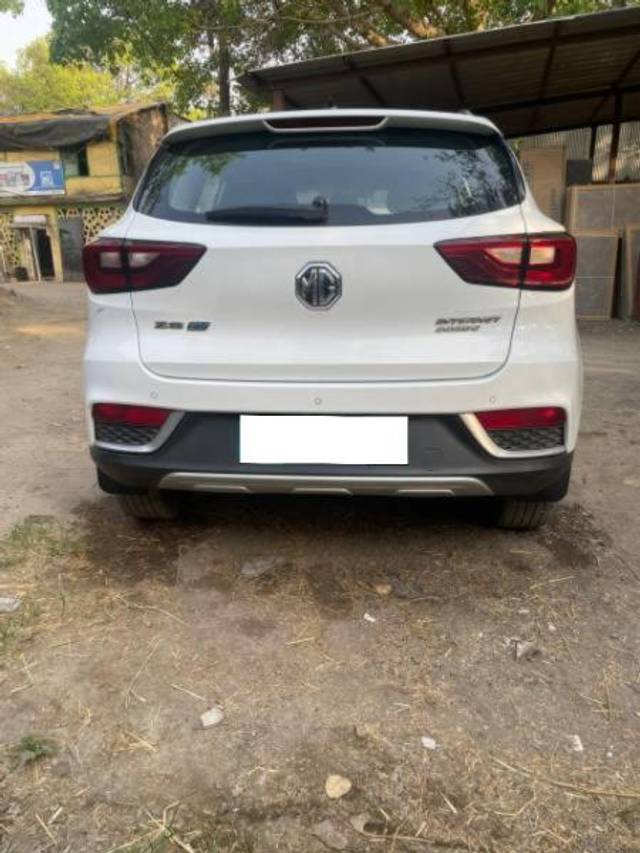 https://images10.gaadi.com/usedcar_image/4516254/original/processed_af309986-4f82-4072-9c96-d1a1f1bb0020.jpg?imwidth=6401