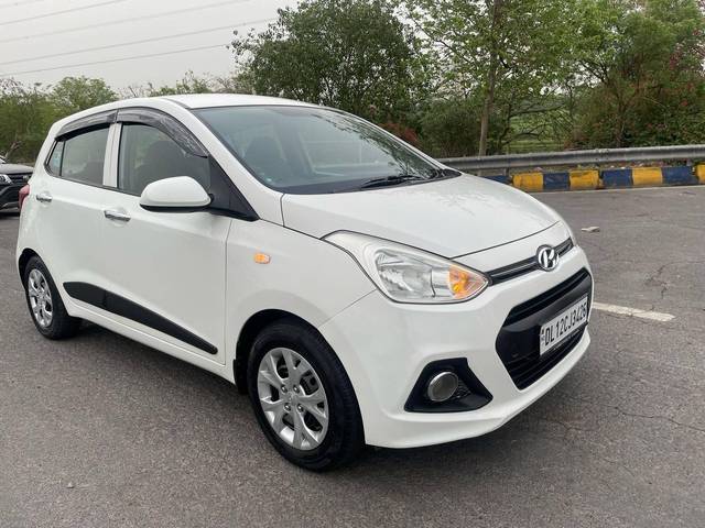 https://images10.gaadi.com/usedcar_image/4516257/original/processed_a0f4d23a17f1fbaea880257ccbf0f808.jpg?imwidth=6400
