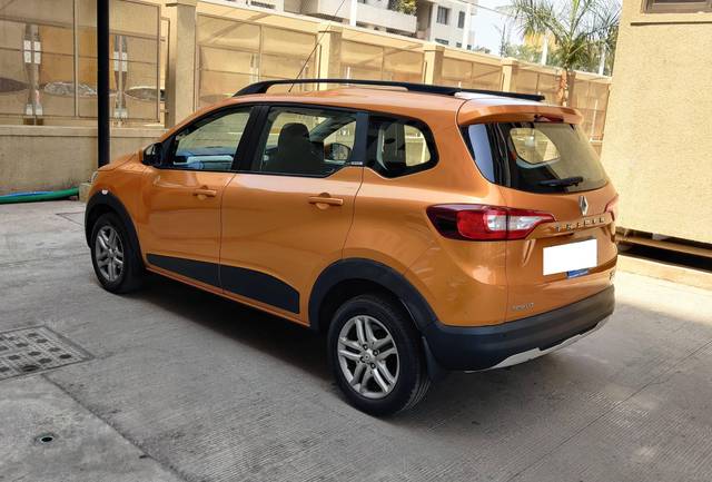 https://images10.gaadi.com/usedcar_image/4516278/original/processed_a5722e3185fb0a7a294deef6ad389c5b.jpg?imwidth=6401