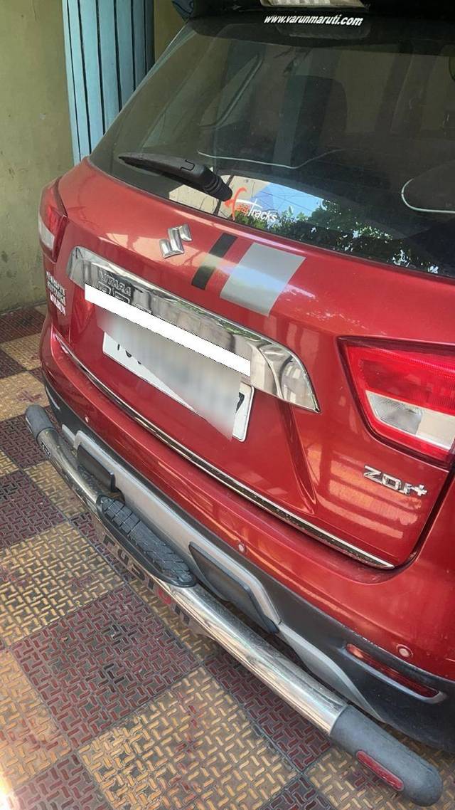 https://images10.gaadi.com/usedcar_image/4516300/original/processed_4d773544-a1ae-40b5-b9c3-84011ac8d1e6.jpg?imwidth=6400