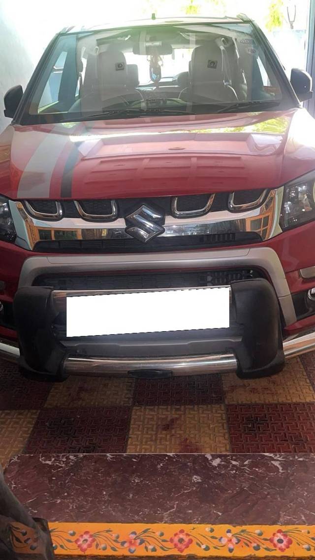 https://images10.gaadi.com/usedcar_image/4516300/original/processed_83db35e9-d8a0-421c-acb9-7206650c2a7f.jpg?imwidth=6401