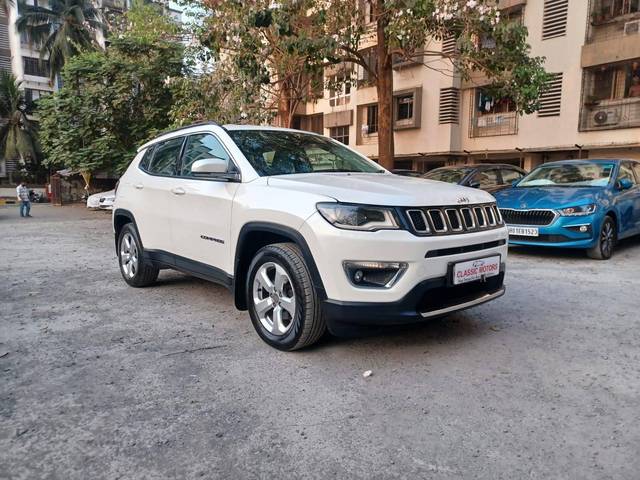 https://images10.gaadi.com/usedcar_image/4516324/original/processed_844f4c9501ec5e15339e74b1dc3a9f08.jpeg?imwidth=6400