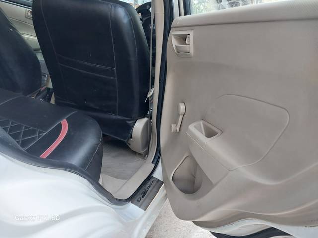 https://images10.gaadi.com/usedcar_image/4516327/original/0e60197a6fd0cdb58cd5bd4ebd015284.jpg?imwidth=6402