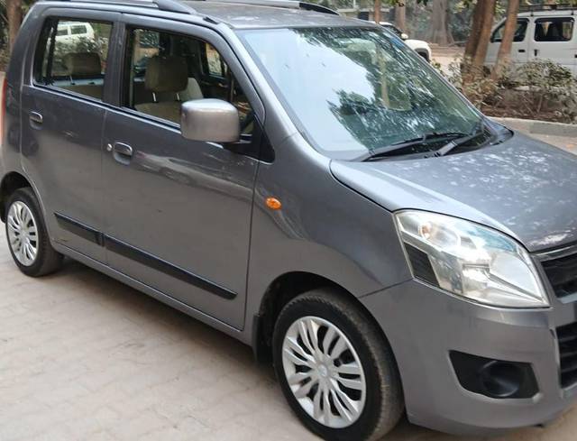 https://images10.gaadi.com/usedcar_image/4516331/original/cf722328cfae0c91417b141e7795101e.jpg?imwidth=6400