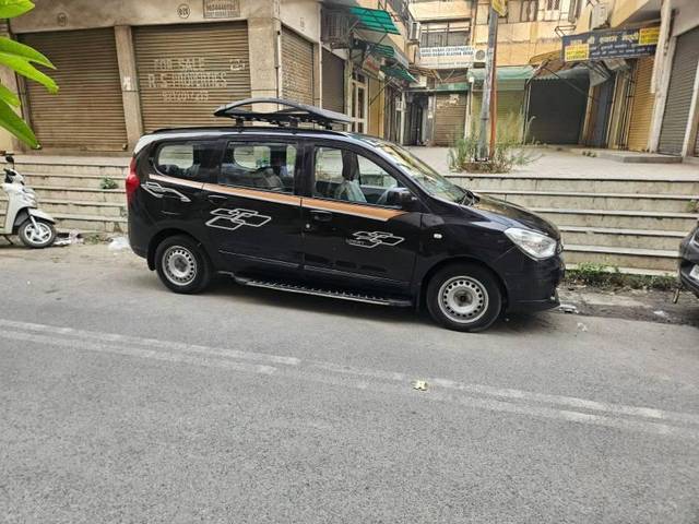 https://images10.gaadi.com/usedcar_image/4516332/original/processed_ac733b8e-cfae-415b-972b-e2f79a7cd46d.jpg?imwidth=6402