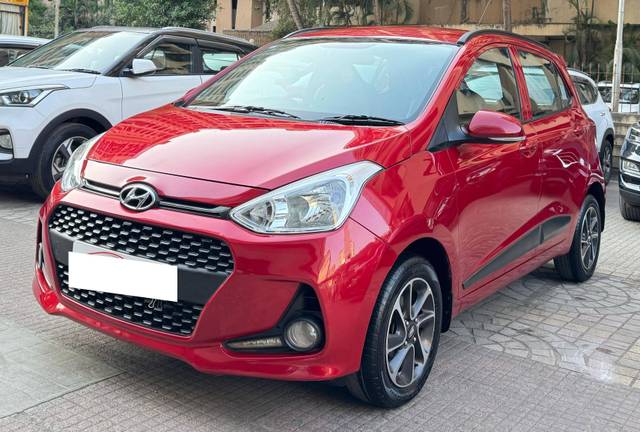 https://images10.gaadi.com/usedcar_image/4516367/original/processed_b967f4bd830b6cb065292312b9367275.jpg?imwidth=6402