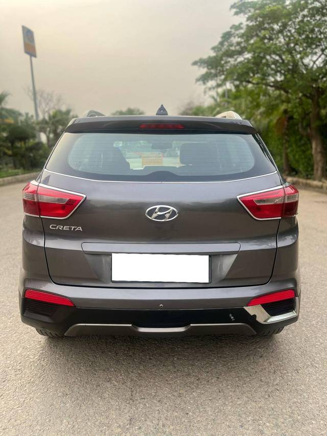 https://images10.gaadi.com/usedcar_image/4516393/original/processed_a66fa0dfdd9d426563ddc1b6f5366b8b.jpg?imwidth=6402