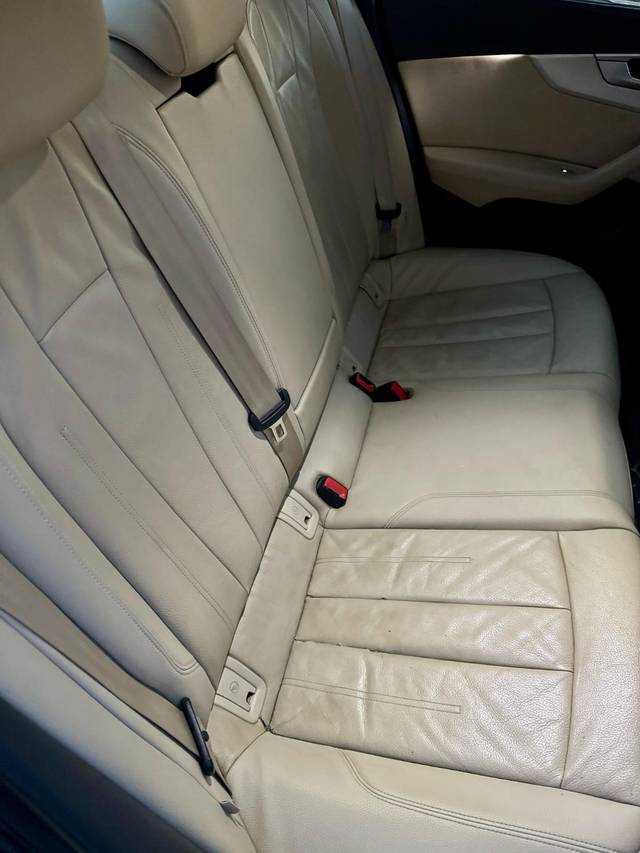 https://images10.gaadi.com/usedcar_image/4516394/original/38b1922b232cf630911a055324e9135a.jpg?imwidth=6401