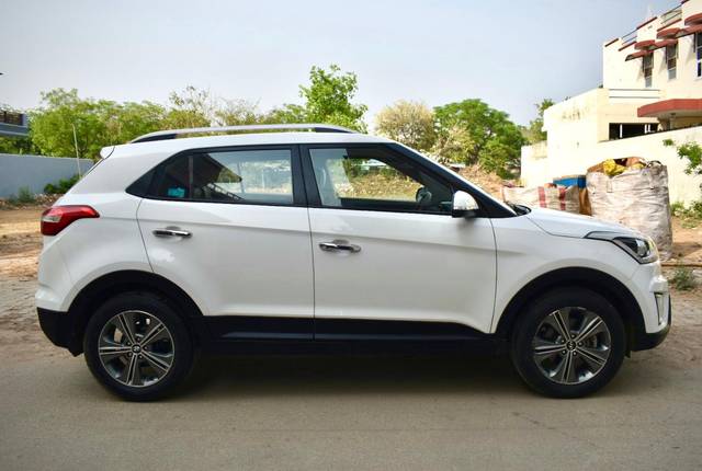 https://images10.gaadi.com/usedcar_image/4516401/original/91f7195605d8792e7060f79e948d30fd.jpg?imwidth=6401