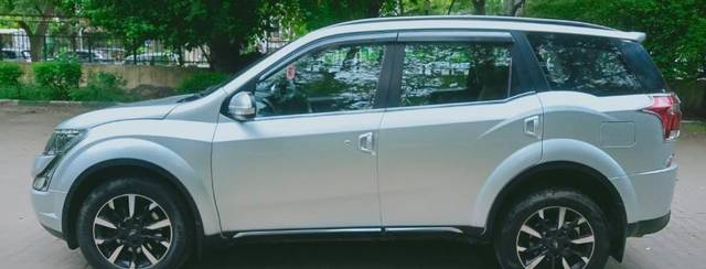https://images10.gaadi.com/usedcar_image/4516407/original/9d8dde6576ede6af6aee3485328f7cd3.jpg?imwidth=6402