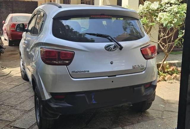 https://images10.gaadi.com/usedcar_image/4516446/original/processed_6259560e-1548-4637-9101-c258d2ce899e.jpeg?imwidth=6401