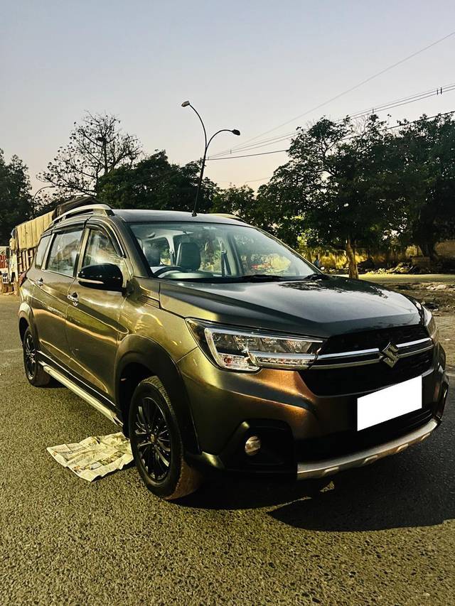 https://images10.gaadi.com/usedcar_image/4516449/original/processed_1abc0e651b0b7193255de81b78611d9a.jpg?imwidth=6400