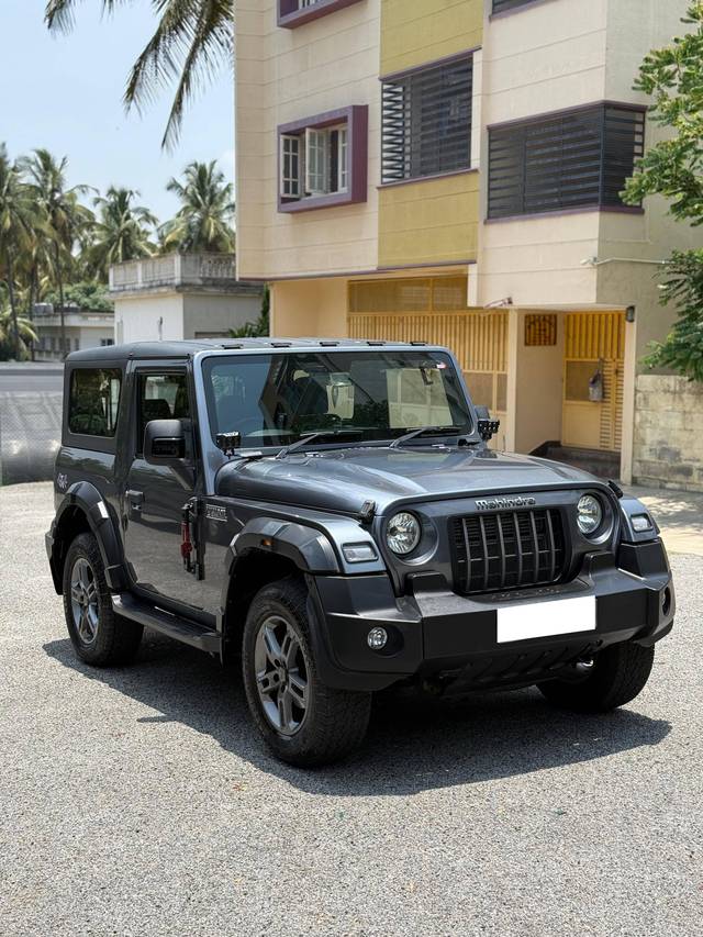https://images10.gaadi.com/usedcar_image/4516459/original/processed_171e8539a995494e0c5ab8d54dbea8a6.jpg?imwidth=6400