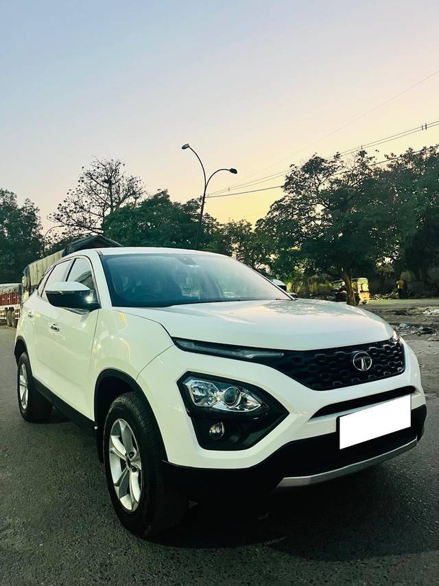 https://images10.gaadi.com/usedcar_image/4516462/original/processed_3224368b81eedd704d44d81a656b5491.jpg?imwidth=6400