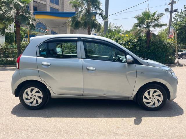 https://images10.gaadi.com/usedcar_image/4516464/original/b39dff8524a12c8084957e0068f4c49e.jpg?imwidth=6401