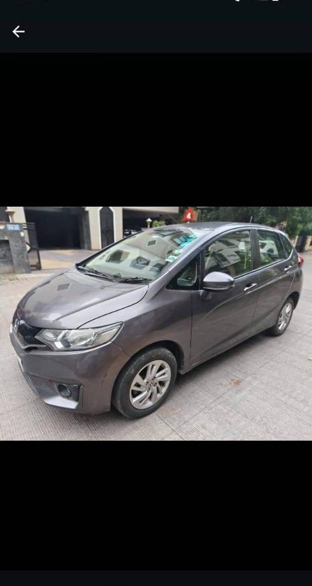 https://images10.gaadi.com/usedcar_image/4516467/original/processed_4d1692f01039e947c58777ef259c010b.jpg?imwidth=6401