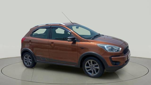 https://images10.gaadi.com/usedcar_image/4516469/original/eee8aad6120494ab629cbab84a8751a8.jpg?imwidth=6400