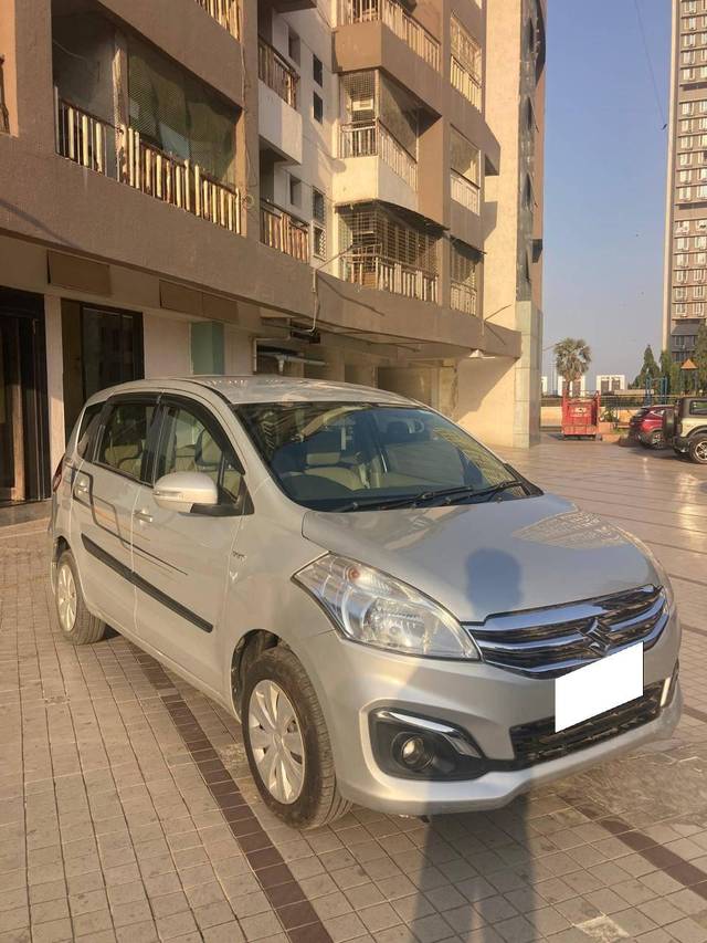 https://images10.gaadi.com/usedcar_image/4516477/original/processed_633852b663c84c2abbf3c39e74131ad5.jpg?imwidth=6400